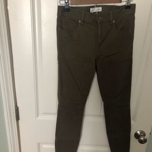 LOFT Hunter Green Modern Legging